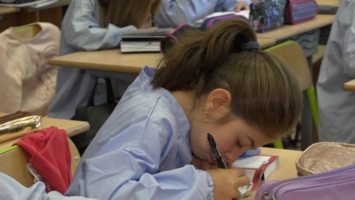 Port de l'uniforme : cette école française l'impose déjà depuis 12 ans, une règle appréciée par les élèves