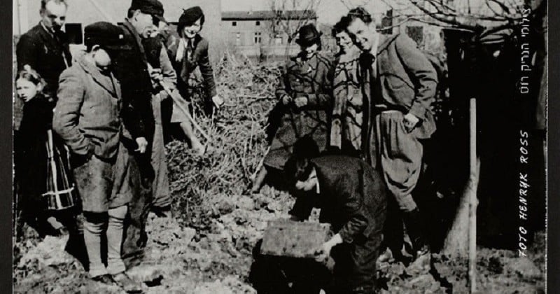 La vie horrible des Juifs Polonais dans le ghetto de Lodz immortalisée à travers des photographies bouleversantes