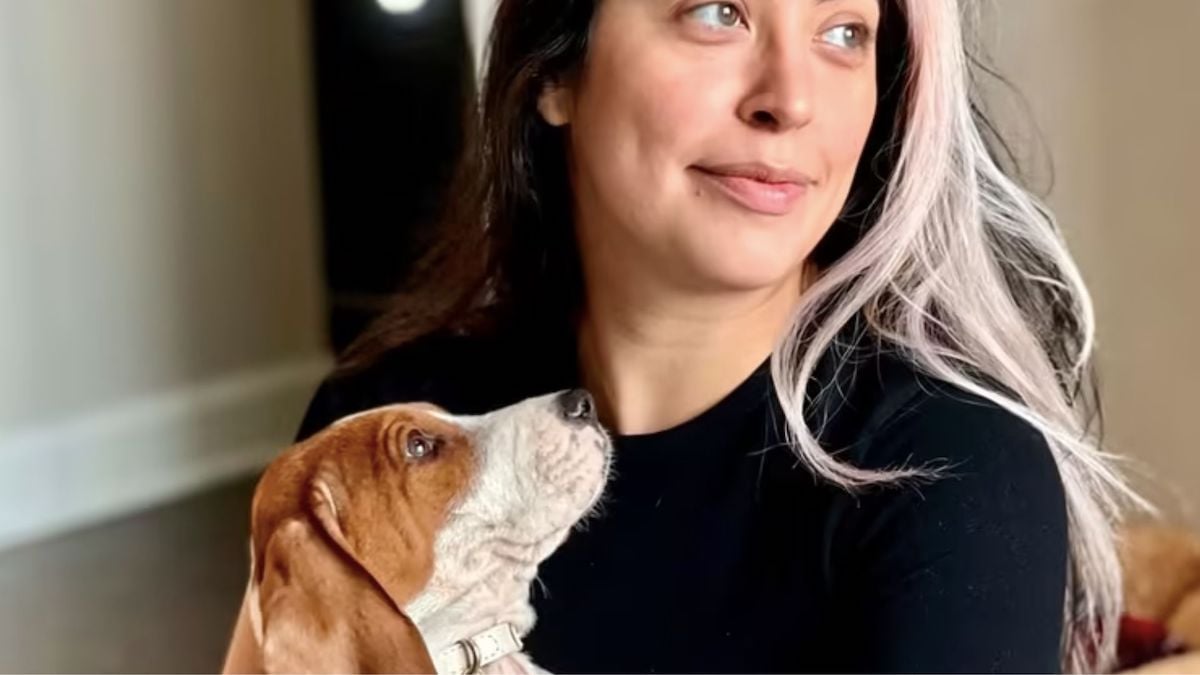 Elle se résigne à euthanasier son chien malade et le découvre... sur un site d'adoption