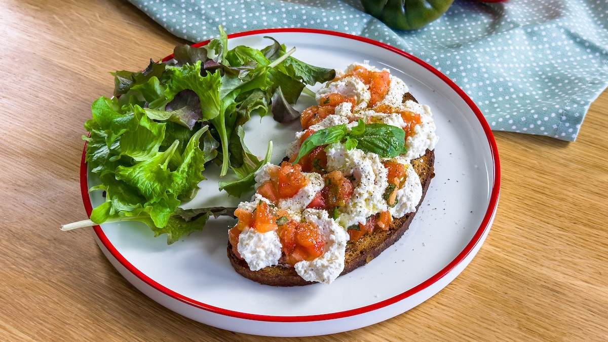 tartine tomate ricotta