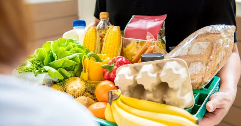 Mayenne : un épicier propose des paniers à 20 euros contre l'inflation