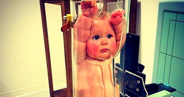 20 choses qui prouvent que les bébés sont juste des petits humains bourrés !