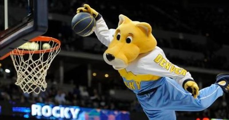 Il gagne 620 000 dollars pour être... la mascotte de cette équipe de la NBA !