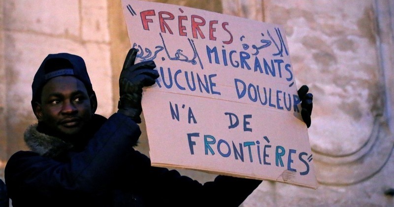 « Grâce à eux, j'ai maintenant une famille française » : Des migrants racontent comment ils ont été accueillis par des citoyens français