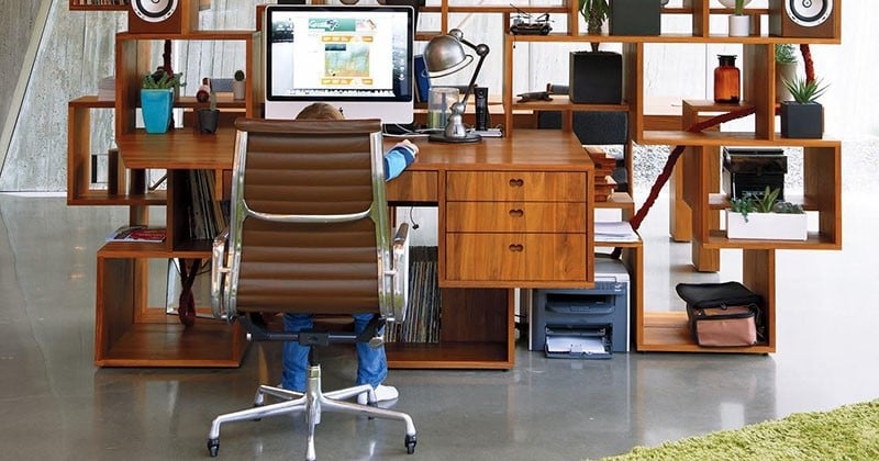 Vous êtes en panne d'inspiration pour votre coin bureau ? Cette sélection de 15 magnifiques bureaux devrait vous aider ! 