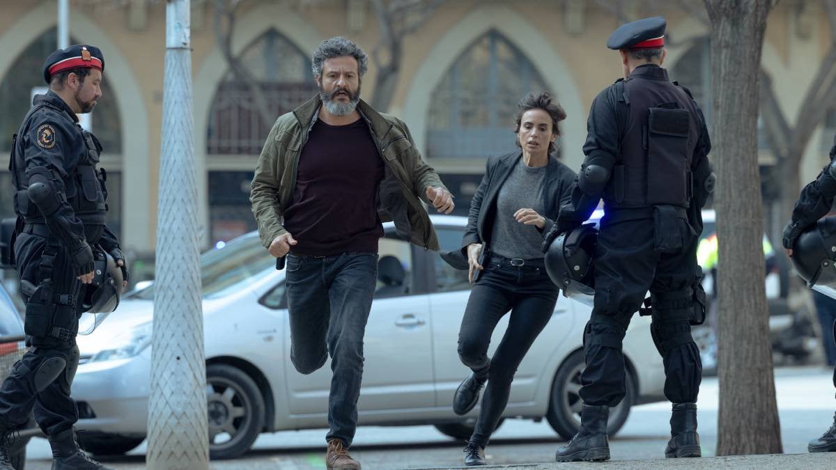 « Impossible de m'arrêter » : les spectateurs Netflix regardent cette nouvelle série jusqu'à 3h du matin après la mort de sa star