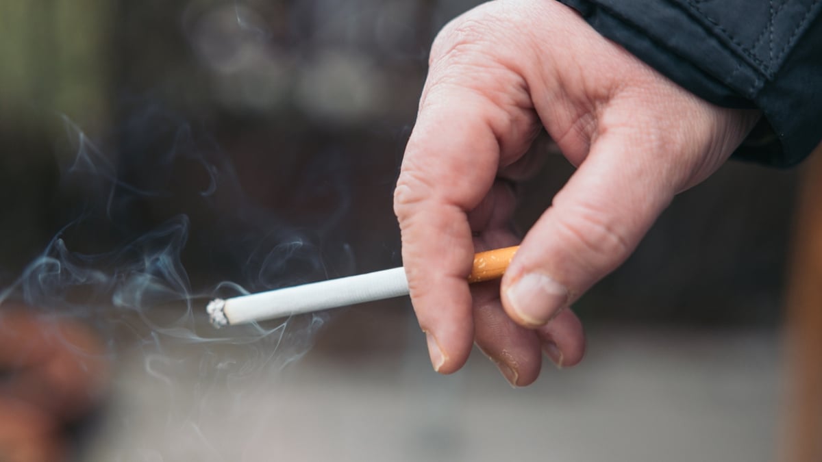 Arrêter de fumer avant 40 ans serait comme n'avoir jamais fumé, selon cette étude