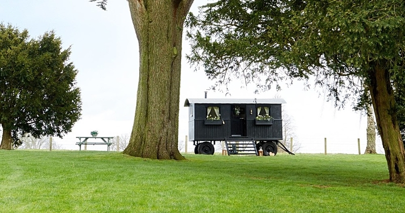 Perdue dans la campagne anglaise, cette tiny house est l'endroit idéal pour se ressourcer