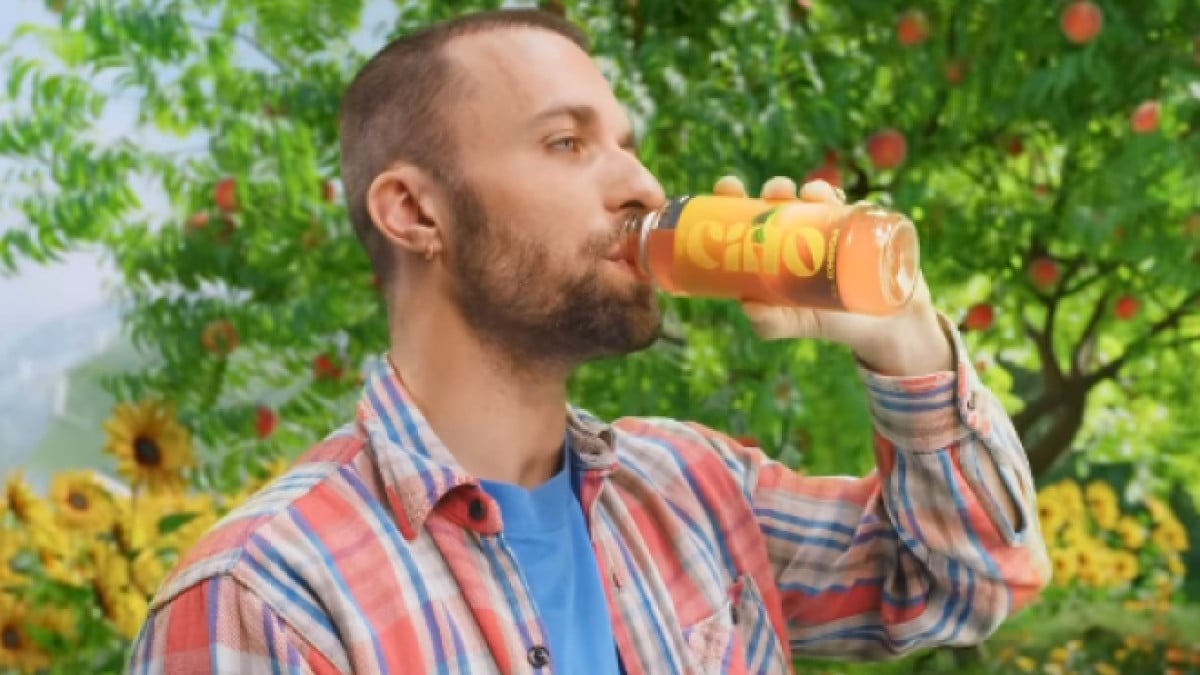 La marque de Squeezie, Ciao Kombucha, cartonne tellement, qu'il révèle être “attaqué par des lobbies”