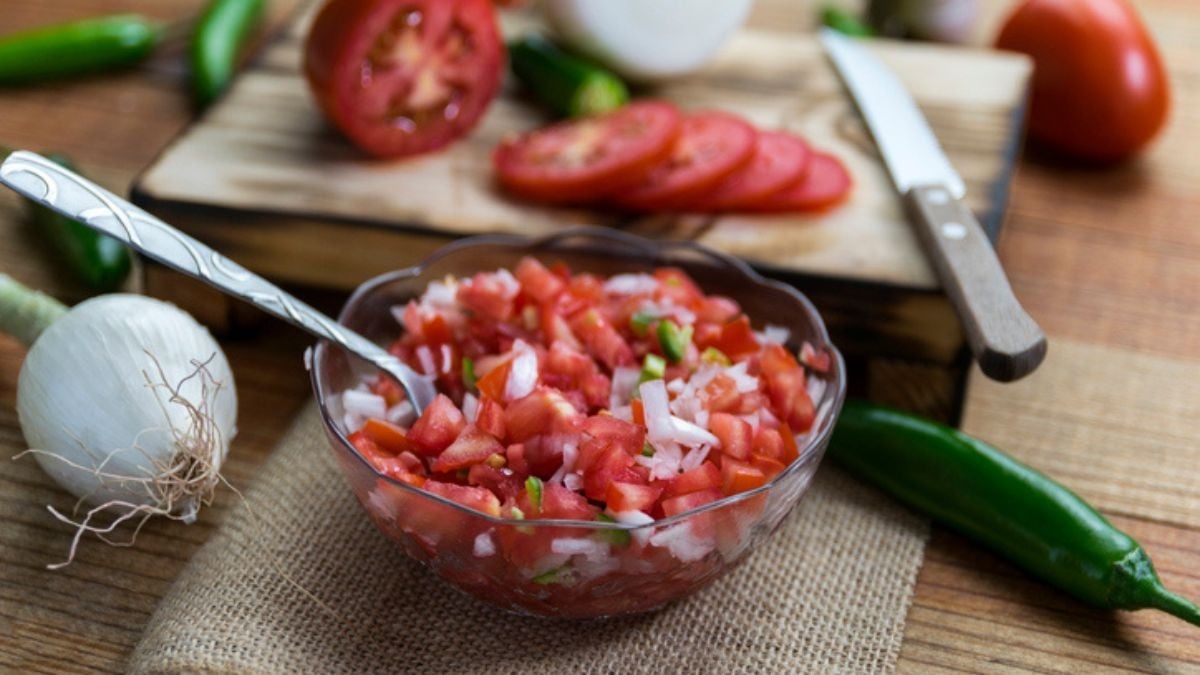 15 recettes de salades avec de la tomate