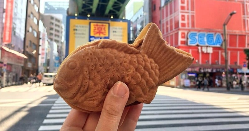 En voyage au Japon ? Testez les taiyaki, les gâteaux sucrés stars de la street food locale