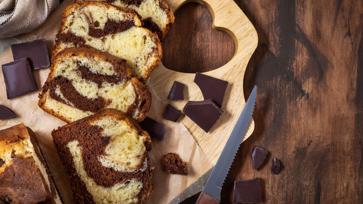 Ce marbré est incroyablement moelleux et délicieux ! Le cake parfait à l'heure du goûter et super simple à préparer