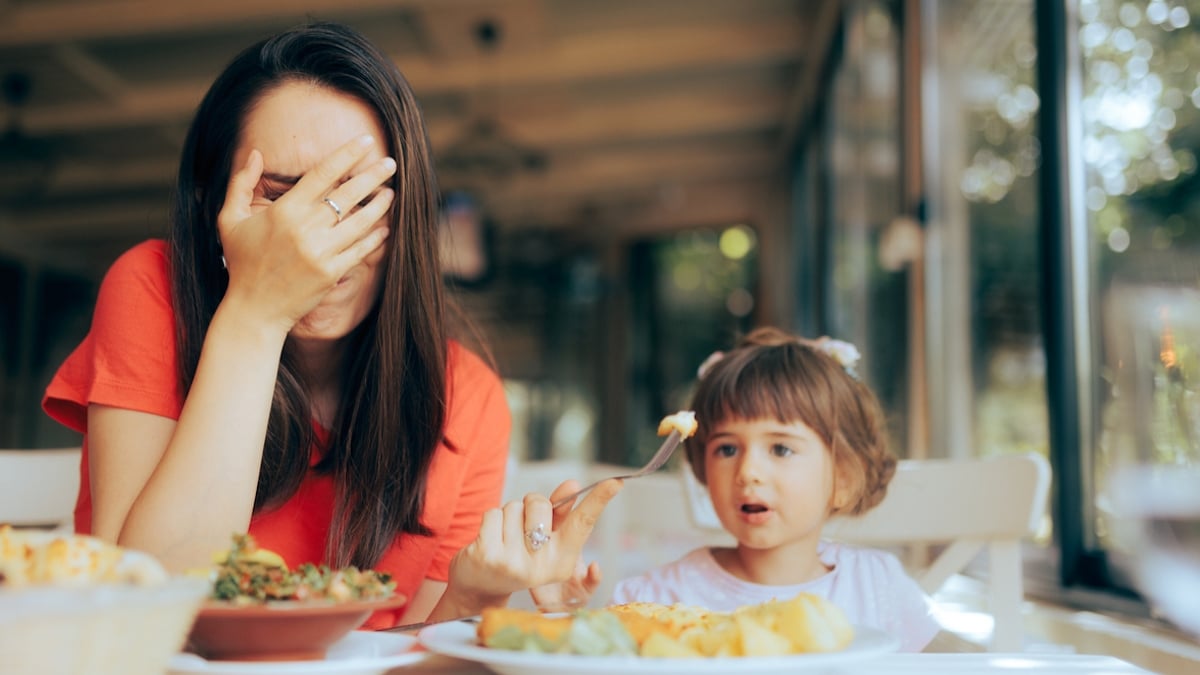 Un client d'un restaurant gastronomique s'énerve contre les parents d'un enfant de trois ans pour une raison bien précise 