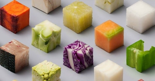 98 cubes de nourriture parfaitement découpés qui raviront les perfectionnistes... Impressionnant !