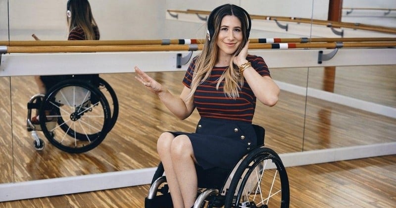 Tommy Hilfiger met à l'honneur les personnes handicapées en créant une ligne de vêtements répondant à leurs envies