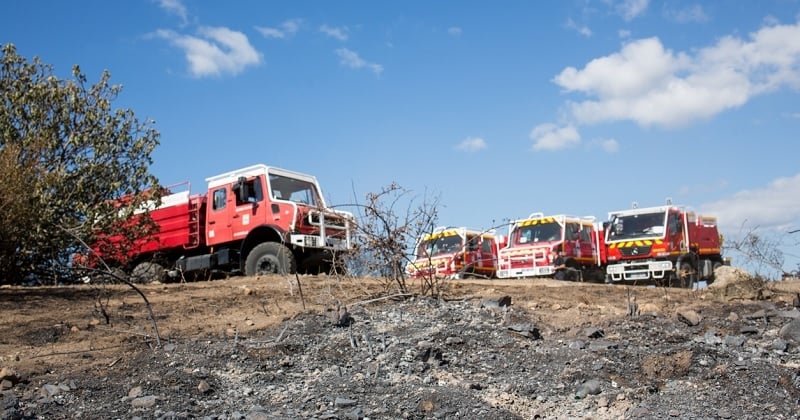 Incendies en Gironde : les pompiers touchés par l'élan de solidarité des habitants venus les ravitailler 