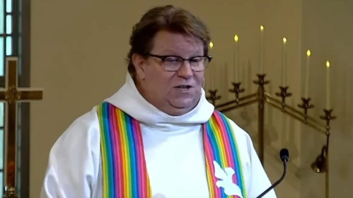 Un pasteur américain annonce sa transition de genre en pleine messe devant ses fidèles