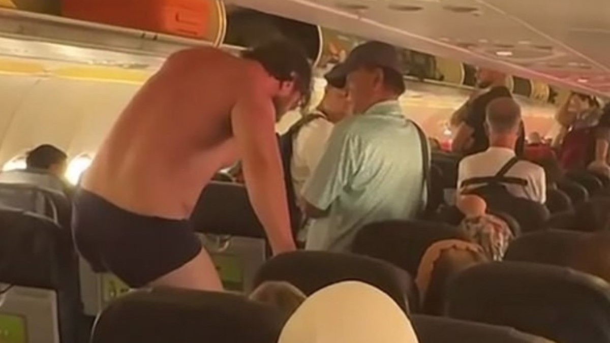 Capture d'écran montrant le passager complètement ivre 