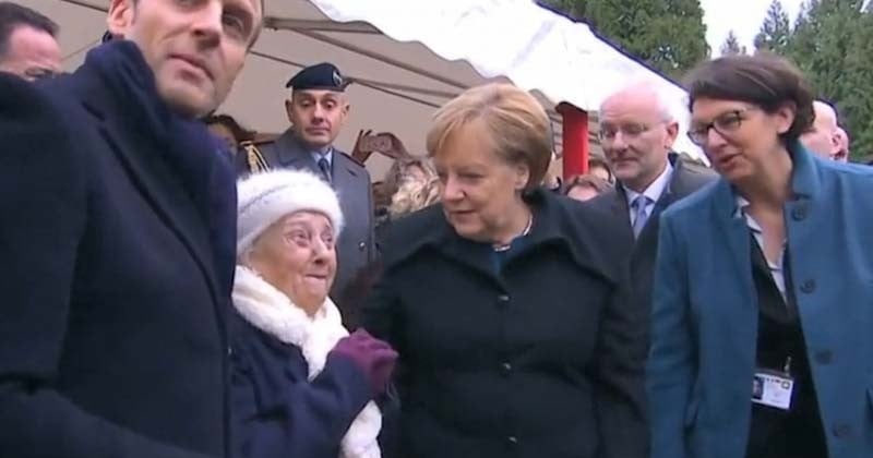 Une centenaire prend Angela Merkel pour Brigitte Macron lors de la commémoration du 11 novembre