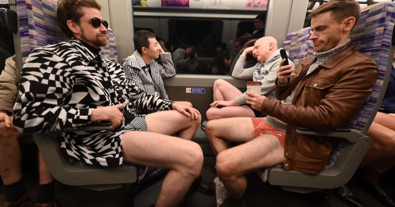 À Londres, des centaines de passagers ont pris le métro... sans pantalon