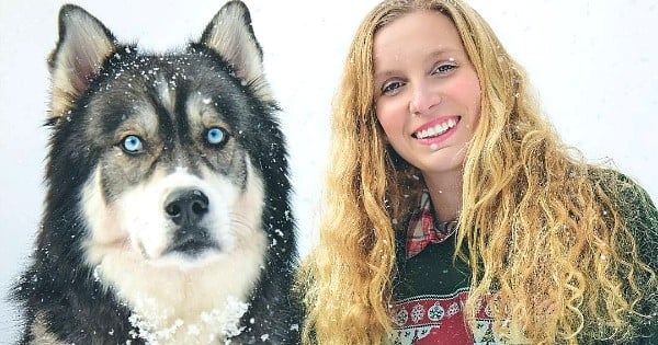 Pendant longtemps, cette femme a été battue par son compagnon, jusqu'à ce que l'adoption d'un jeune husky change sa vie...