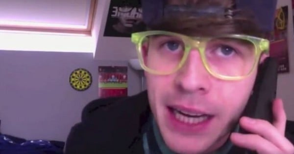 Gui-Home, humoriste Belge, décide de répondre aux attentats de Bruxelles dans une vidéo tout simplement géniale
