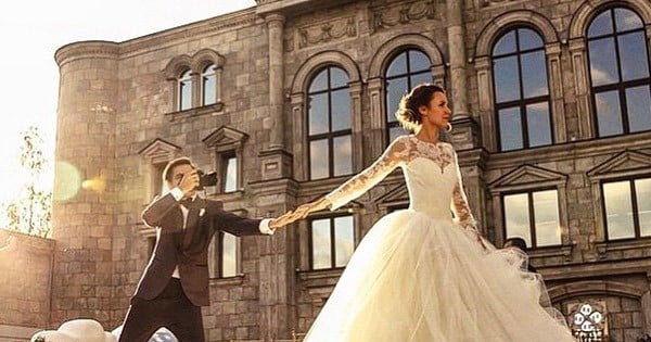 L'homme qui a suivi sa copine à travers le monde s'est marié et les photos de son mariage sont magnifiques !