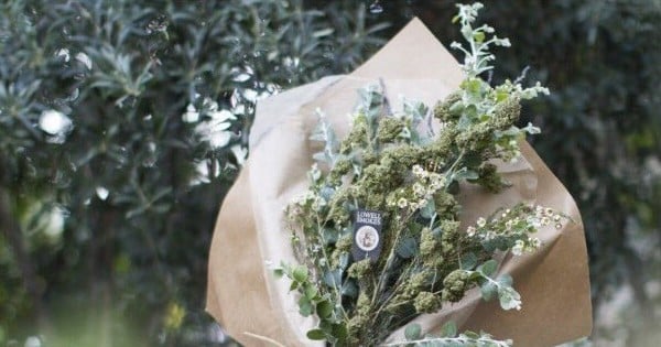 Pour la Saint-Valentin, cette entreprise Californienne a commercialisé des bouquets de fleurs... de cannabis !