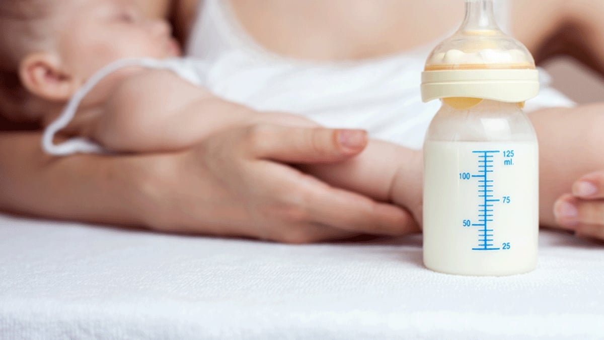 Un enfant nourri pendant 2 ans au lait maternel se retrouve entre la vie et la mort, la mère condamnée