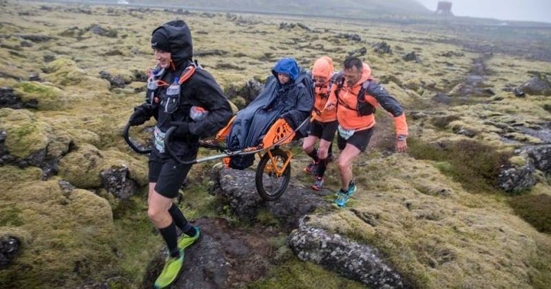 Ces deux amis paraplégiques s'apprêtent à gravir le Kilimandjaro ensemble