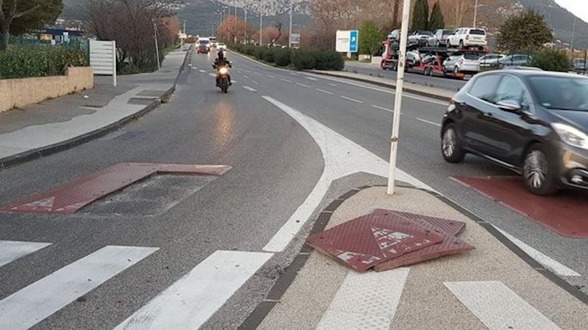 “Il a déchiré le carter de ma voiture” : ces ralentisseurs illégaux détruisent les véhicules de nombreux Français