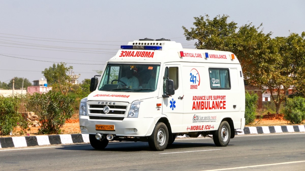 “C'est un miracle” : déclaré mort, un homme revient à la vie grâce à... un nid-de-poule