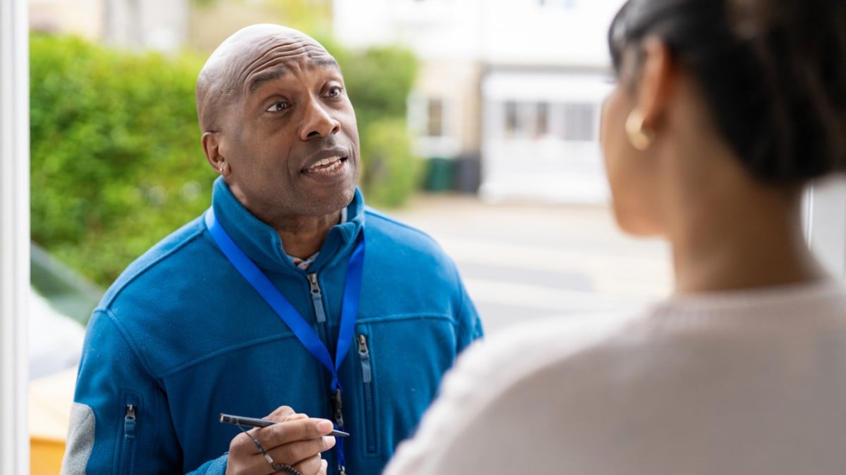 Voici le montant précis à donner pour le calendrier des pompiers et des facteurs, sans paraître radin