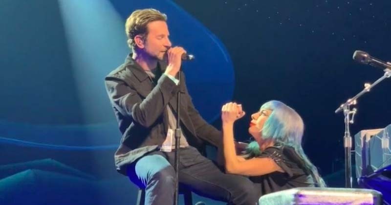 Bradley Cooper surprend les fans de Lady Gaga et vient interpréter « Shallow » sur scène à Las Vegas