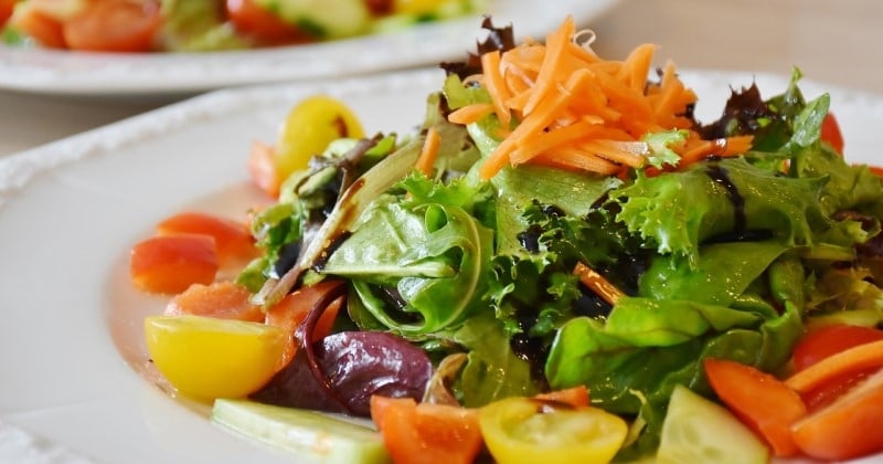 Les 5 salades les moins caloriques à consommer sans modération
