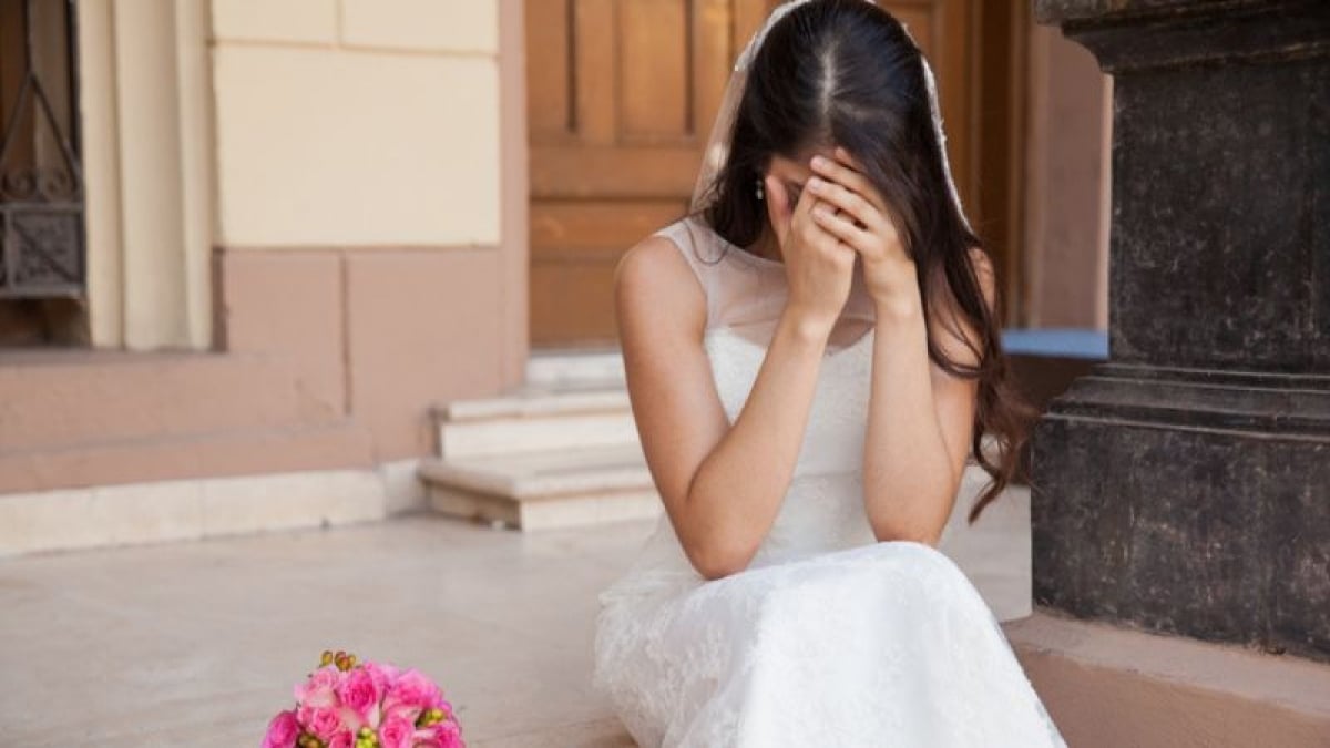 Il annule son mariage 30 minutes avant la cérémonie sans explication, laissant la future mariée inconsolable 