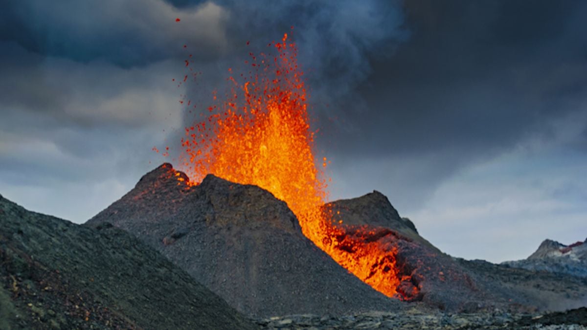 Va-t-on vraiment assister à un réveil global des volcans ? Un expert répond 