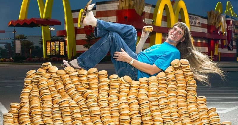 Il établit un record du monde après avoir mangé 32 340 Big Mac en 50 ans