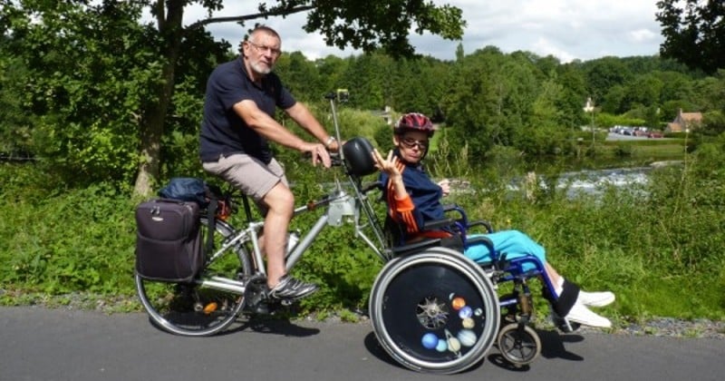 Grâce à son invention, les personnes en fauteuil roulant peuvent goûter au plaisir d'une balade à vélo