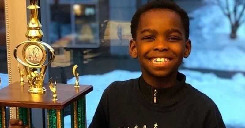 États-Unis : le jeune prodige des échecs, « Tani » Adewumi devient « Maître national » à seulement 10 ans