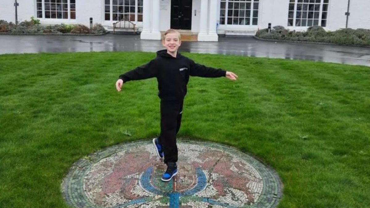 Victime de harcèlement scolaire, ce jeune danseur intègre l'une des écoles de ballet les plus prestigieuses au monde 