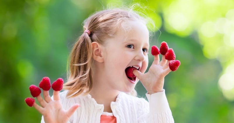 Elle veut empêcher sa belle-fille de 7 ans de manger des fruits pour une raison surprenante