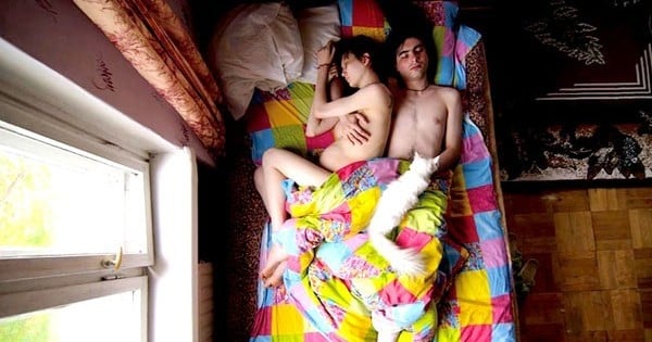 Ce que votre position au lit révèle au sujet de votre vie de couple... Étonnant !