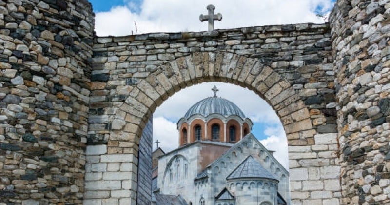 Émirats arabes unis : un monastère chrétien vieux de 1 400 ans découvert sur une île 