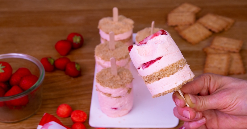 Faites une pause fraîcheur avec notre glace aux fraises tagada