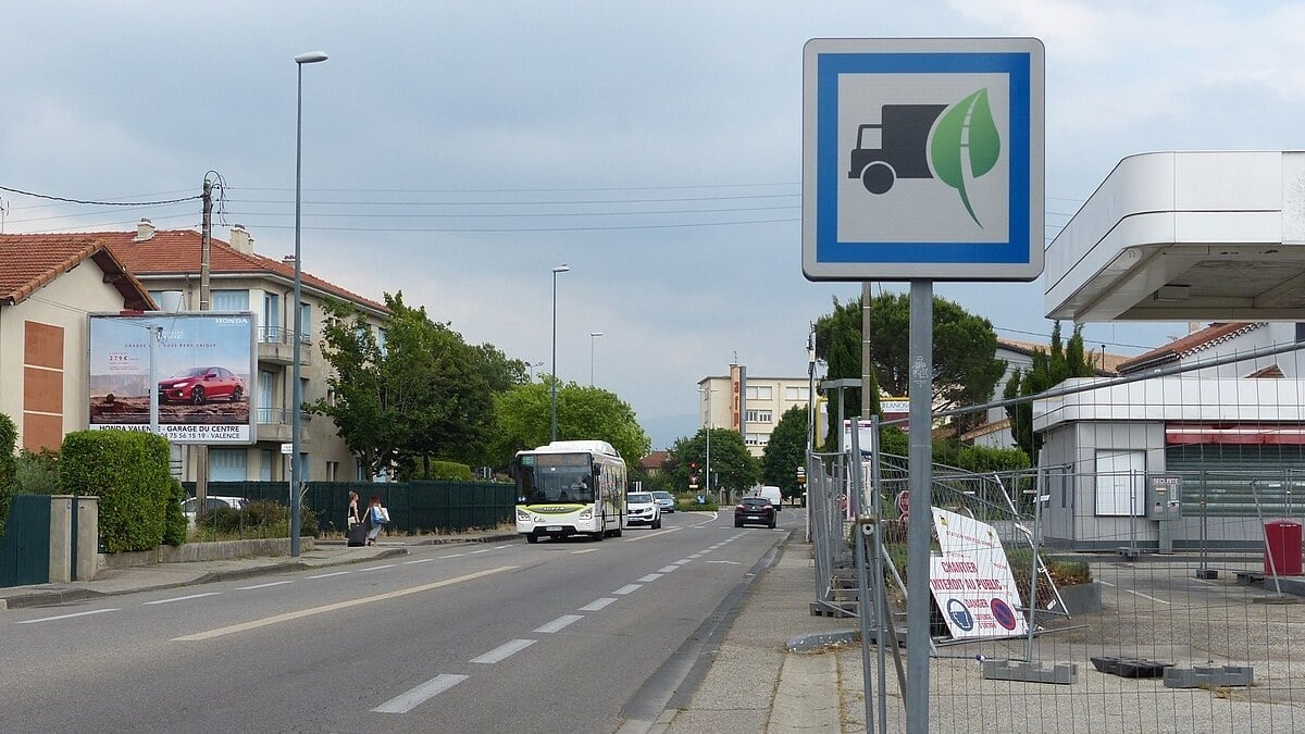 9 Français sur 10 ignorent totalement la signification de ce panneau de signalisation