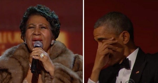 Aretha Franklin, la reine de la soul, réussit à décrocher une petite larme à Barack Obama... et on comprend pourquoi !