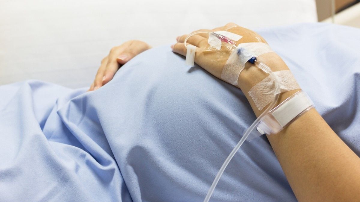 Maintenue artificiellement en vie, une mère en état de mort cérébrale donne naissance à un bébé