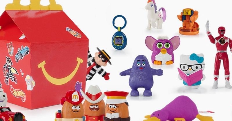 McDonald's fête les 40 ans du Happy Meal avec ses jouets vintages