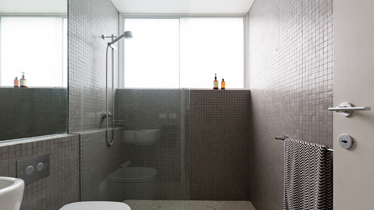 Fini la douche à l'italienne, voici la nouvelle tendance qui va sublimer votre salle de bain dès 2026